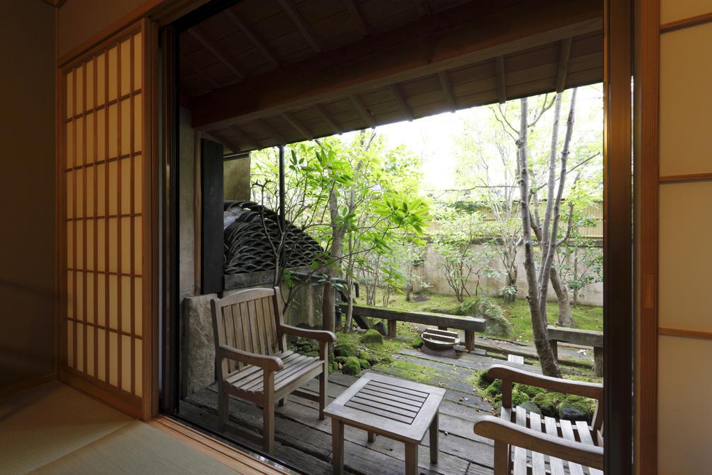 Hotel Yufuin Souan Kosumosu Extérieur photo